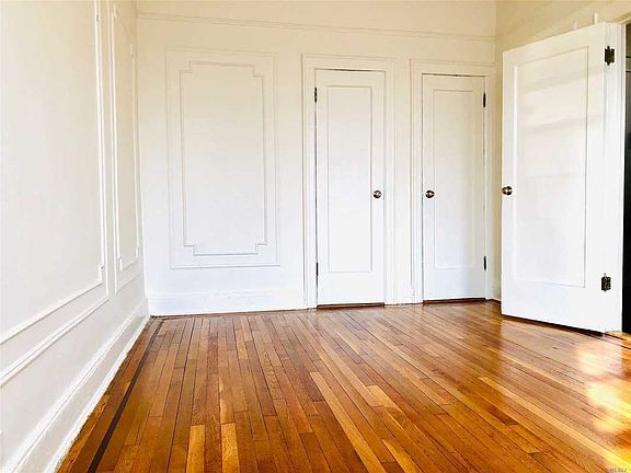 5th image of 9038 170th St APT 4A