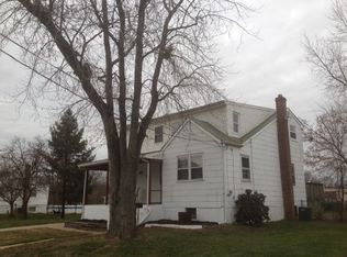 15 Adams Ave, Mount Ephraim, NJ 08059