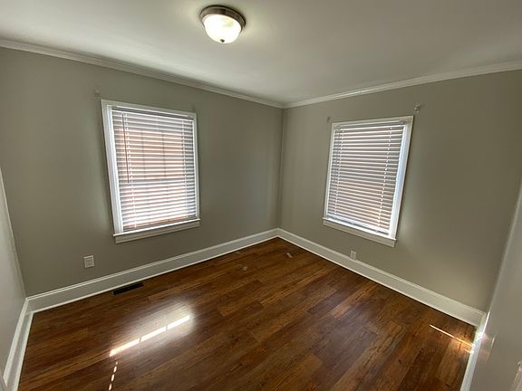 3rd image of 2021 Carolina St