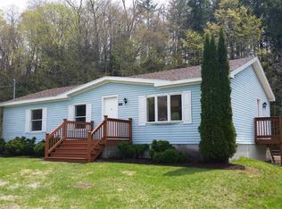 733 Old State Rd, Johnstown, NY 12095