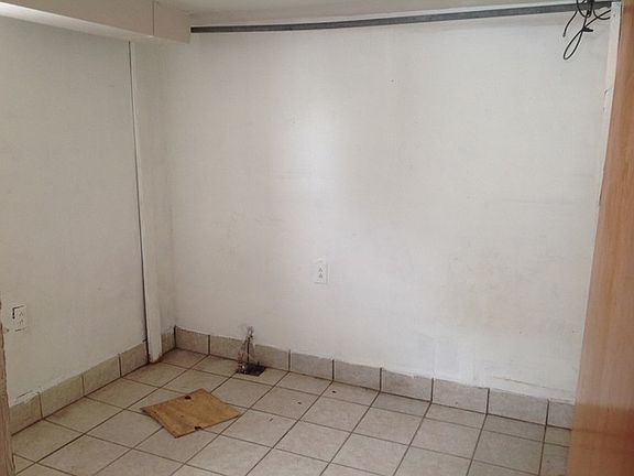 4th image of 1212 N 34th Ave