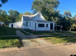 80 E 2nd St, Nelson, NE 68961