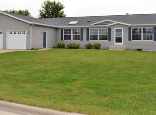 225 Church Rd, Luxemburg, WI 54217