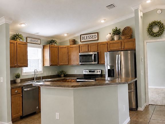 2nd image of 3737 Cosmos Way