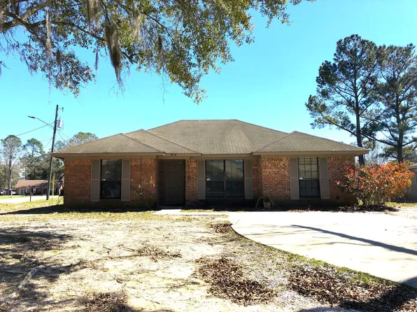 912 Granger Dr, Hinesville, GA 31313