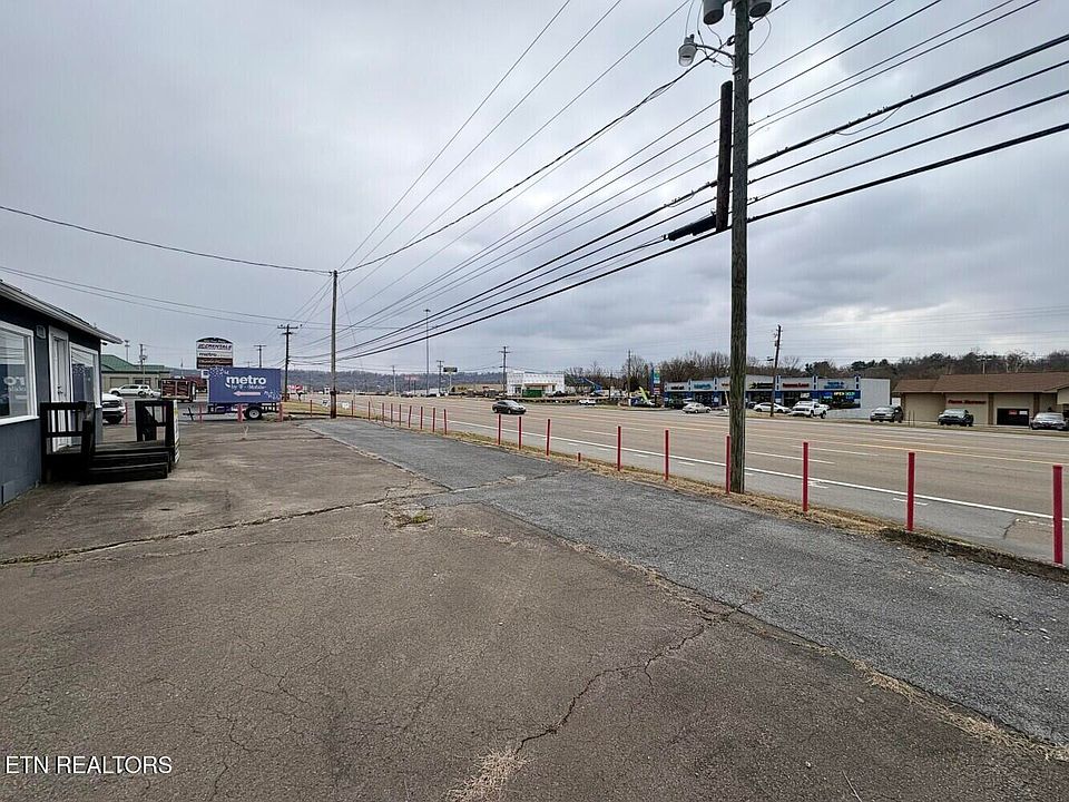 1st image of 1400 E Stone Dr