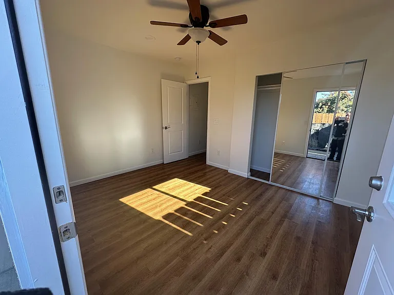 883 Arcadia Ave — Photo 13