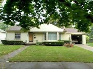 2467 Yorkshire Rd, Birmingham, MI 48009