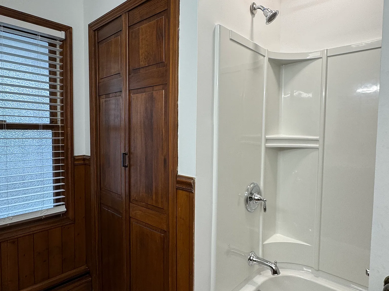 2 bed, 1.5 bath, 1235 sqft, $1,800 — Photo 4
