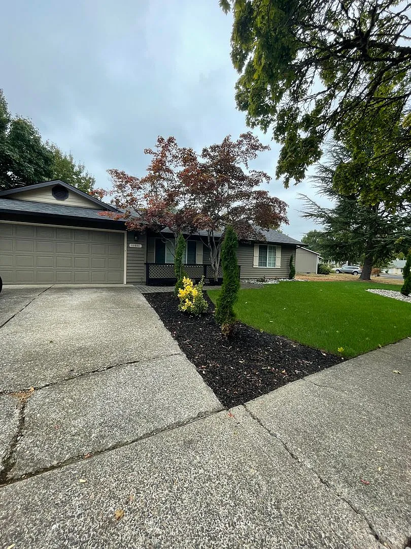 11690 SW Settler Way photo 1