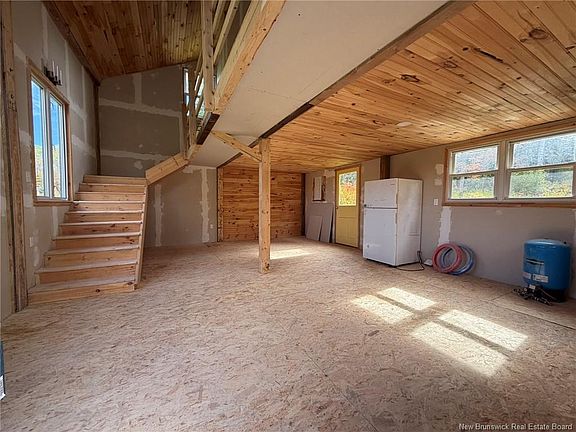 5th image of 343 Hilltop Rd