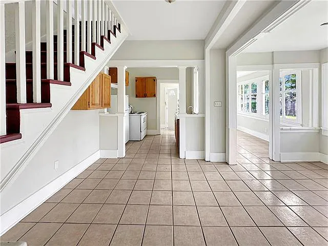2515 Acacia St — Photo 10