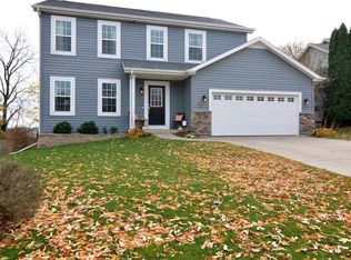 3151 Collingwood Dr, Sun Prairie, WI