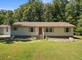320 Grand Villa Dr, Weems, VA 22576