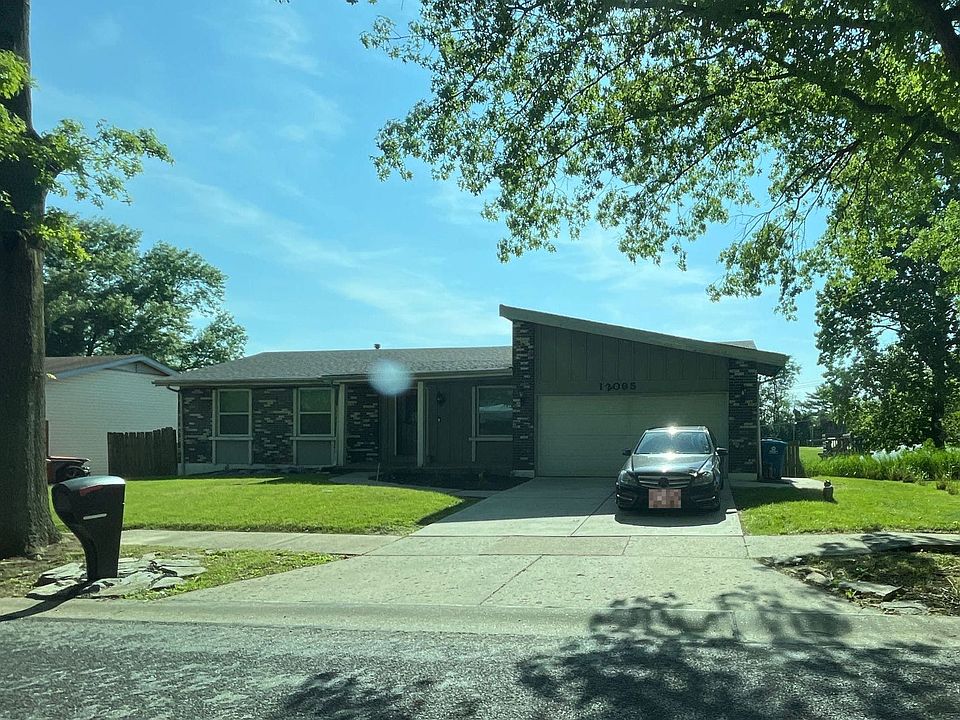 1st image of 12095 Rosemist Dr