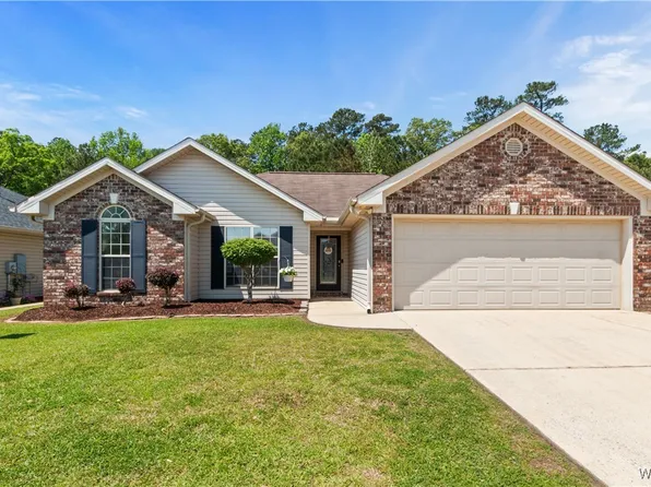 5016 Blackstone Ln, Northport, AL 35473
