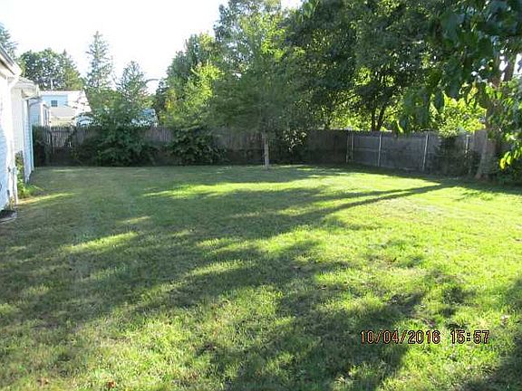 4th image of 41 Bowen Briggs Ave