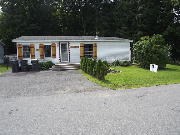 3rd image of 27 Arbor Ave
