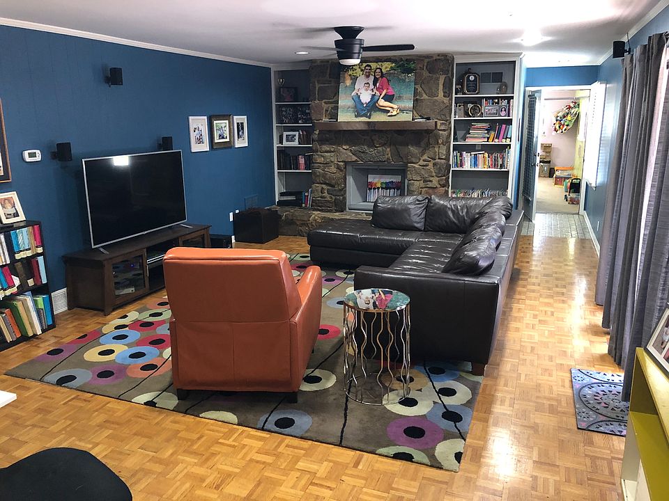 1st image of 5449 Laurie Ln