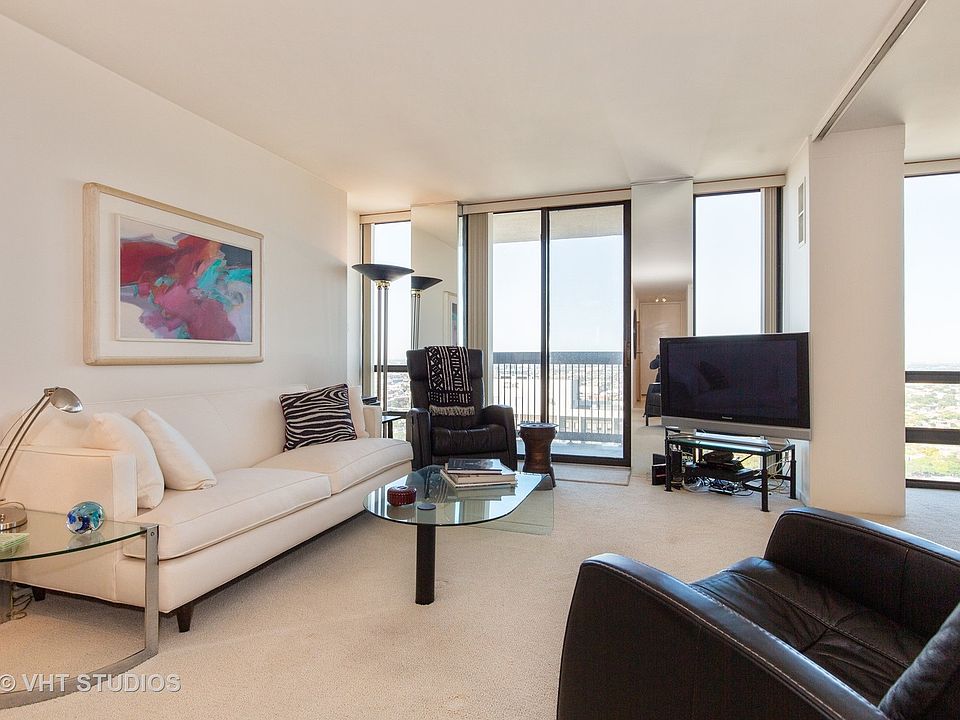 1st image of 1660 N La Salle St #3806