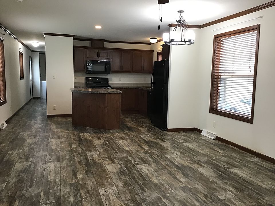 1st image of 2050 Four Seasons Dr #28