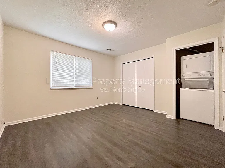 2972 Vineland Ave SE — Photo 14