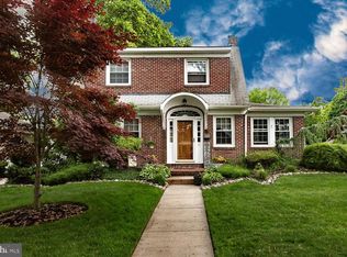 21 Oxford Ave, Stratford, NJ 08084