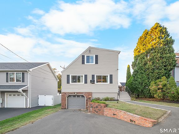 3rd image of 67 Beecher Ave