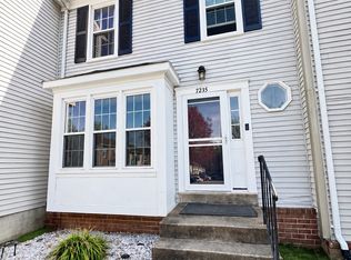 7235 Kousa Ln, Springfield, VA 22152