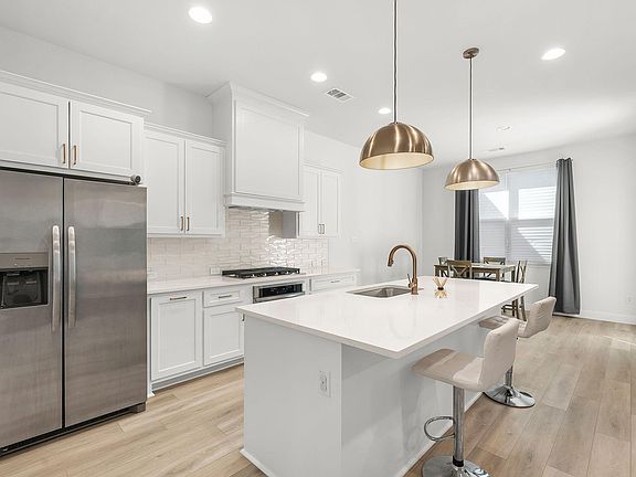 5th image of 2124 Village Walk Pl