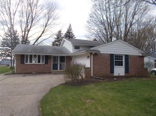 6828 Pitts Blvd, North Ridgeville, OH 44039