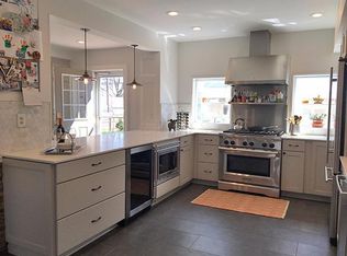 1565 Grenoble Rd, Columbus, OH 43221