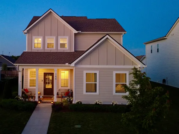 166 Harvest Point Blvd, Spring Hill, TN 37174