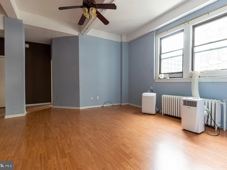 1324 Locust St #1602 — Photo 8