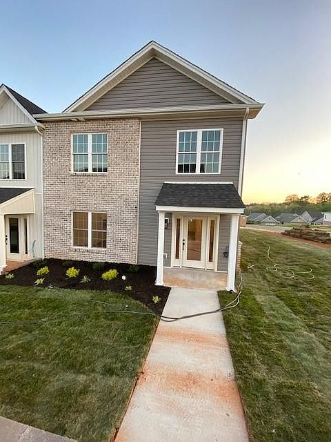1st image of 1032 Brownstone Ln