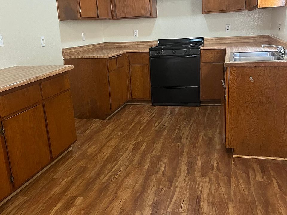 1st image of 14118 Cordary Ave APT 41