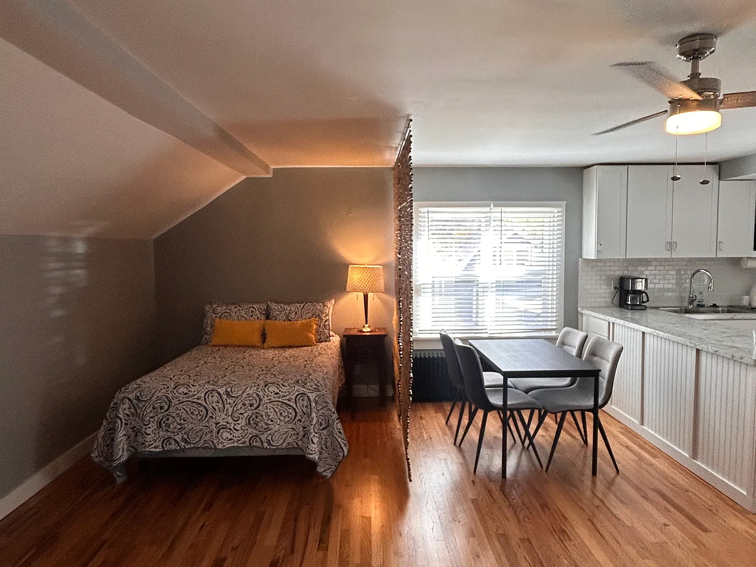 Studio, 642 sqft, $2,200 — Photo 2