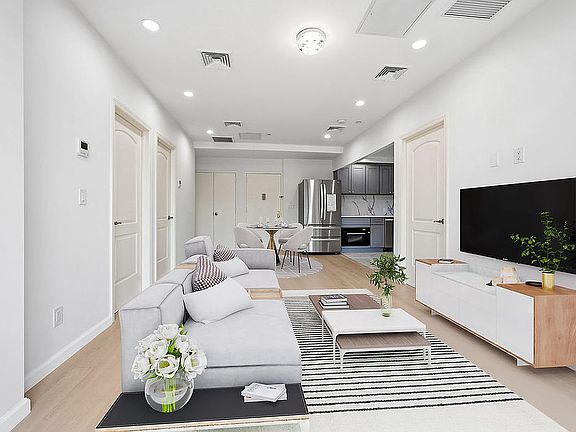 4th image of 207 Bay 35th St #3B