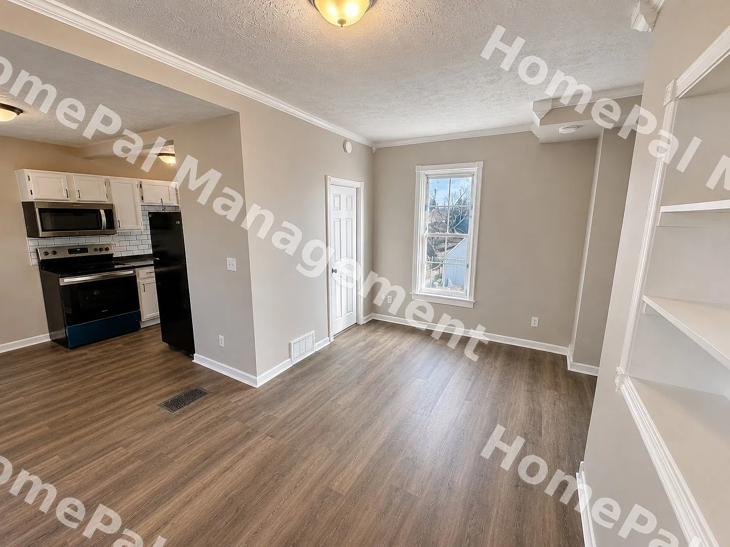 3 bed, 1361 sqft, $1,650 — Photo 4