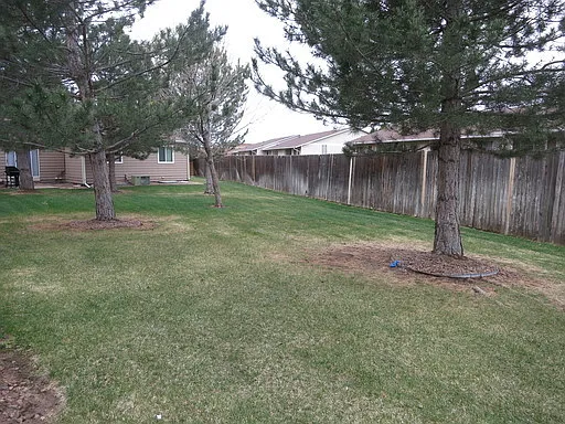 4233 Hunting Meadows Cir — Photo 15