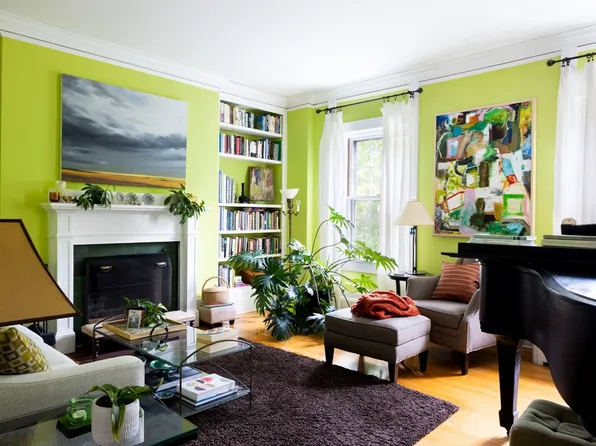 202 Fuller St APT 6, Brookline, MA 02446