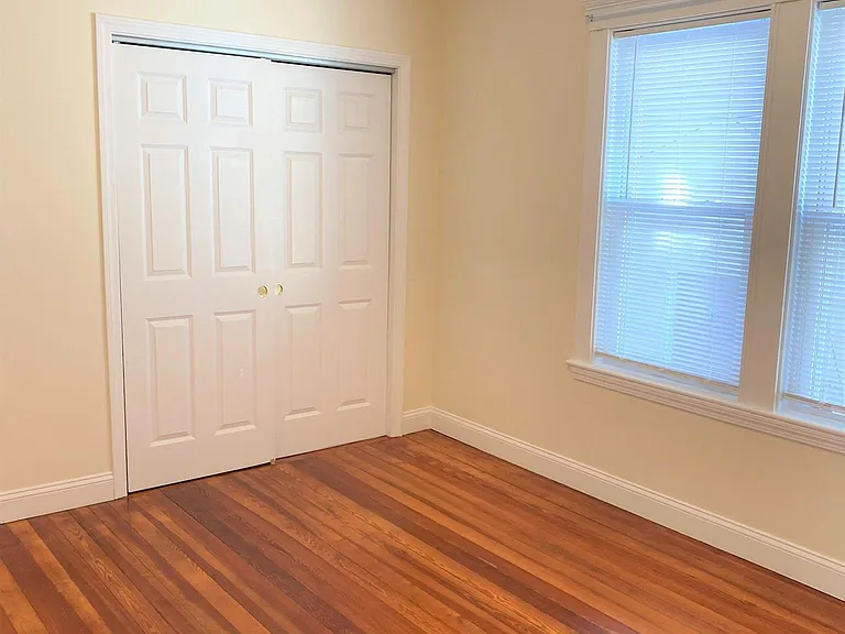 190 Harvard St #1 — Photo 9