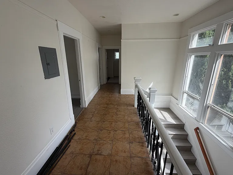 604 B St #1 — Photo 8