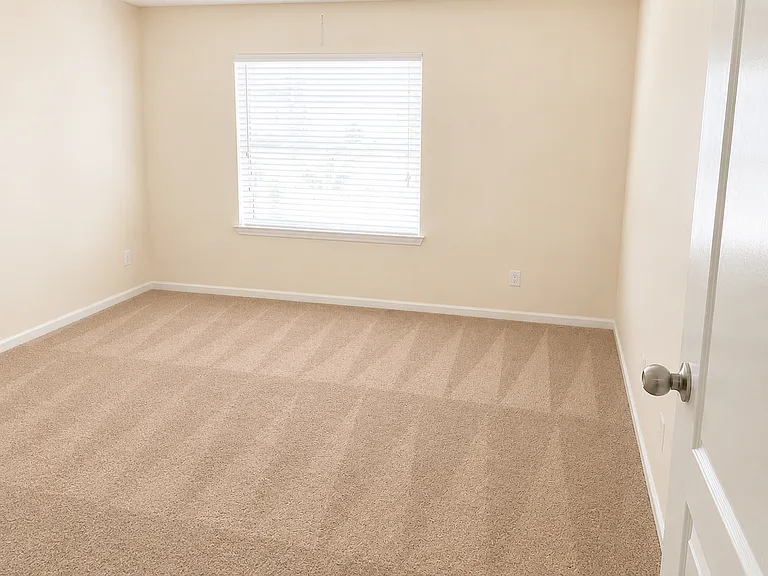 18686 Dobson Dr — Photo 10