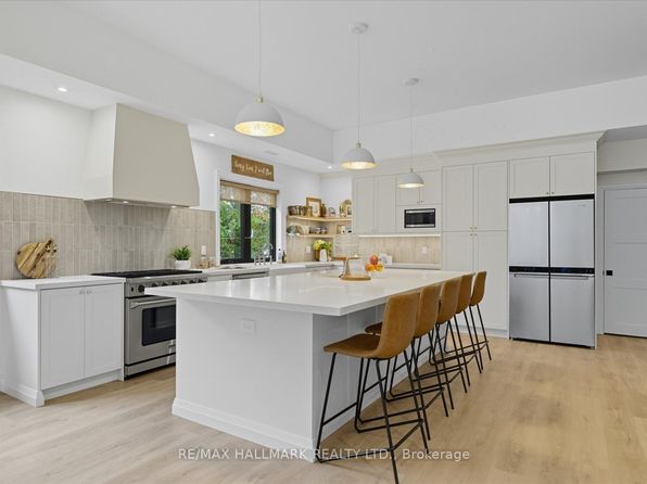 17 Mill St, East Gwillimbury, ON L0G 1M0