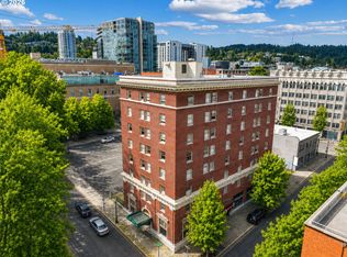 1005 SW Park Ave Unit 204, Portland, OR 97205