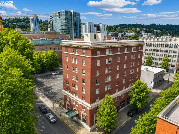 1005 SW Park Ave Unit 204, Portland, OR 97205