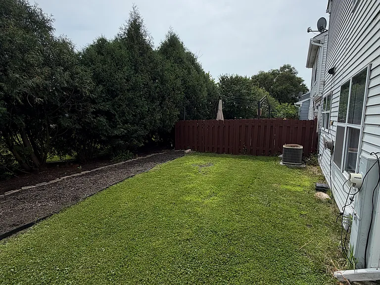 Walnut Cir — Photo 37