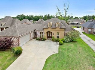 10252 Crooked Creek Dr, Denham Springs, LA 70726