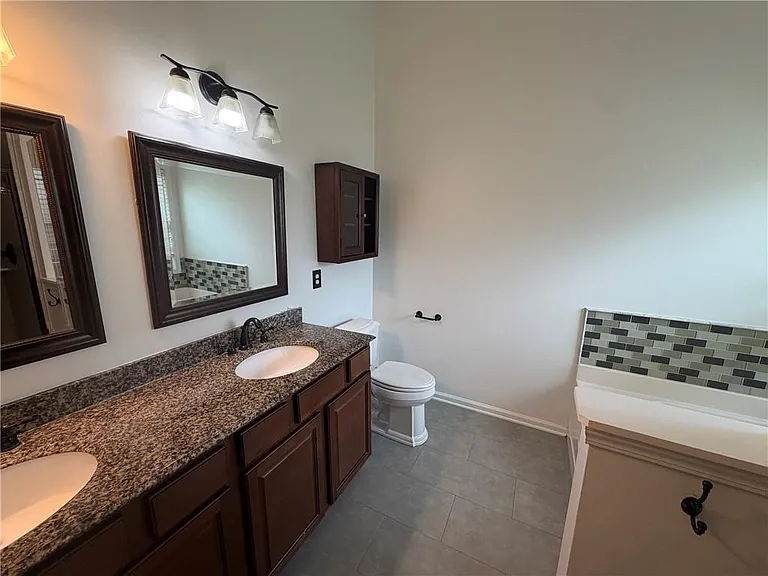 1430 Whatley Mill Cir — Photo 6